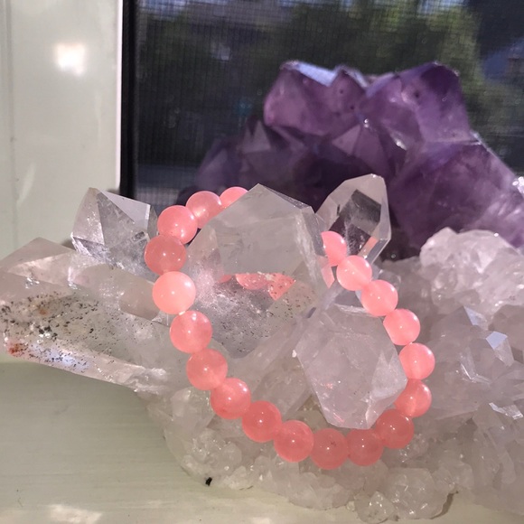 Child’s Cherry Quartz - Picture 1 of 5